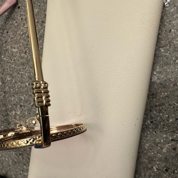 Stylish Gold and Brown Sunglasses